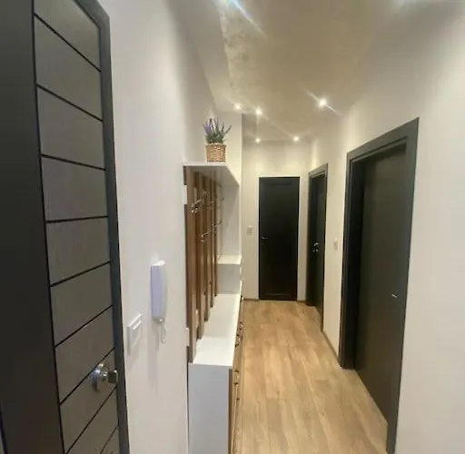 Cozy-1bd Flat شقة بلوفديف